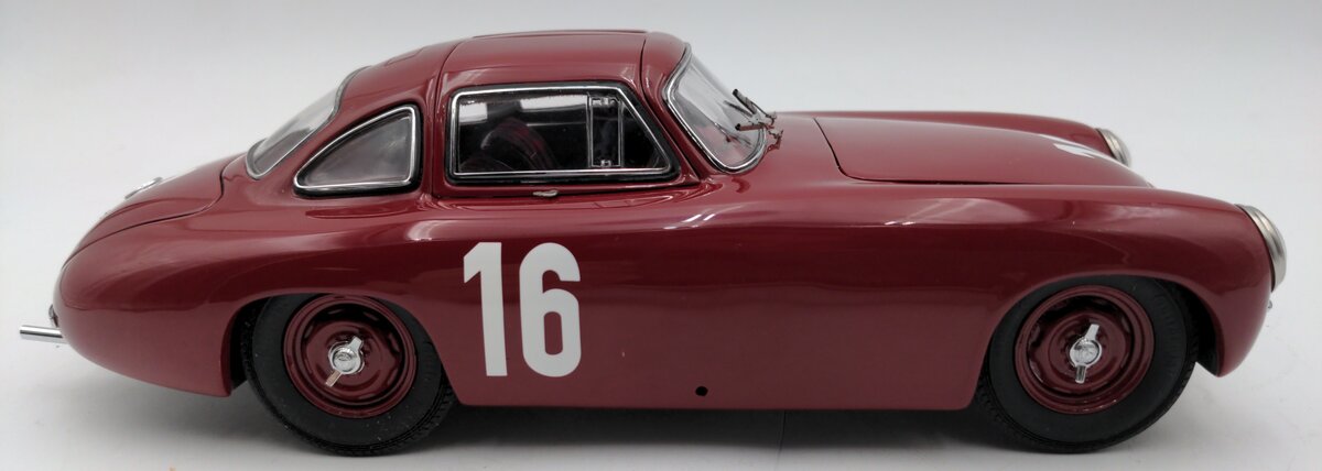 CMC 1:18 Scale 1952 Mercedes Benz 300SL Grand Prix Bern #16 EX
