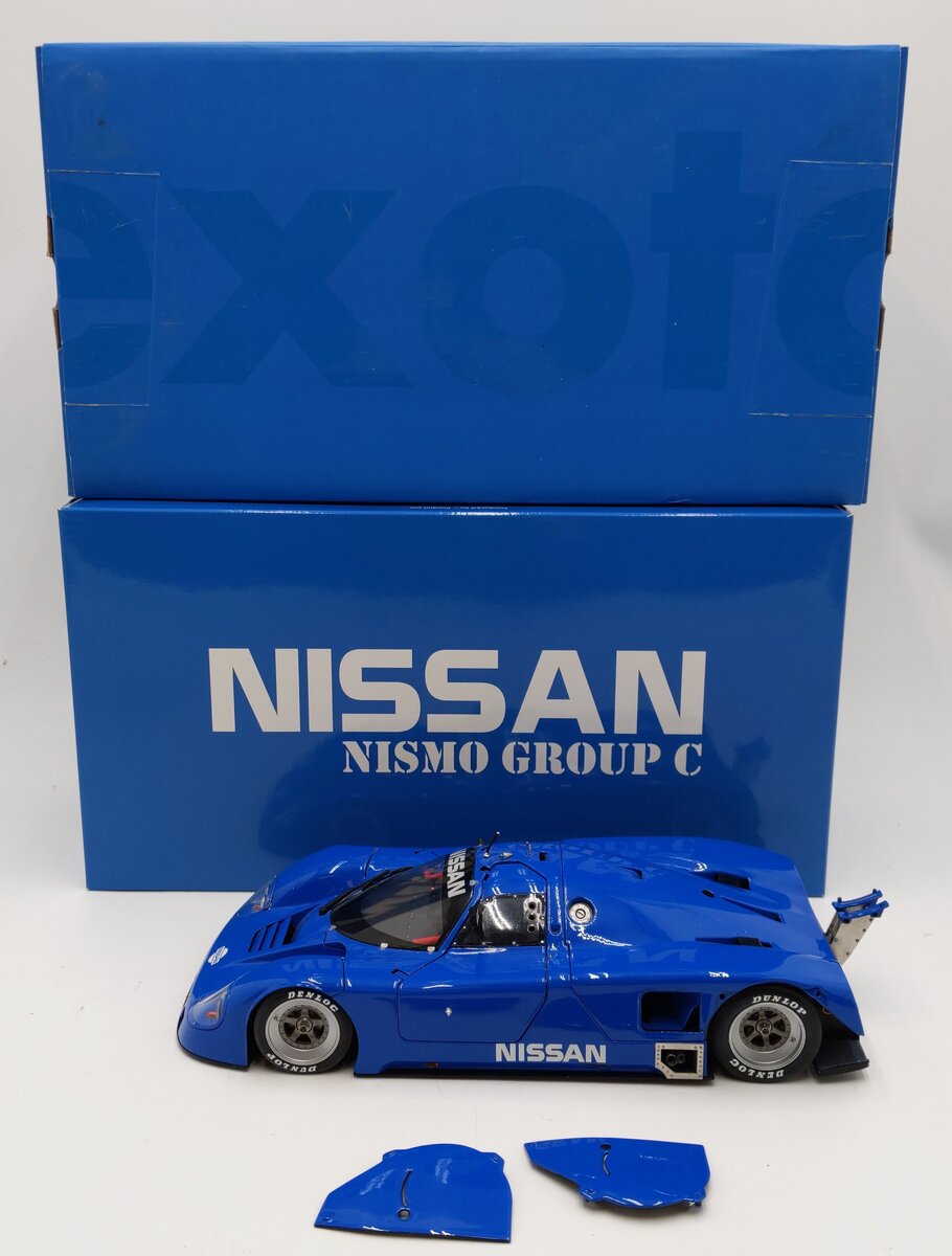 AutoArt 89778 1:18 1997 Nissan R390 GT1 Test Car EX/Box