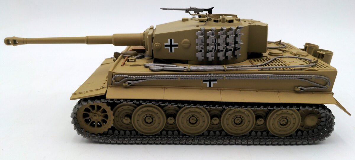 Minichamps 1:35 Scale Panzerkampfwagen VI Tiger Tank EX