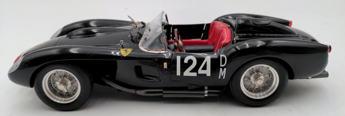 CMC 1:18 Scale Ferrari 250 Testa Rossa EX