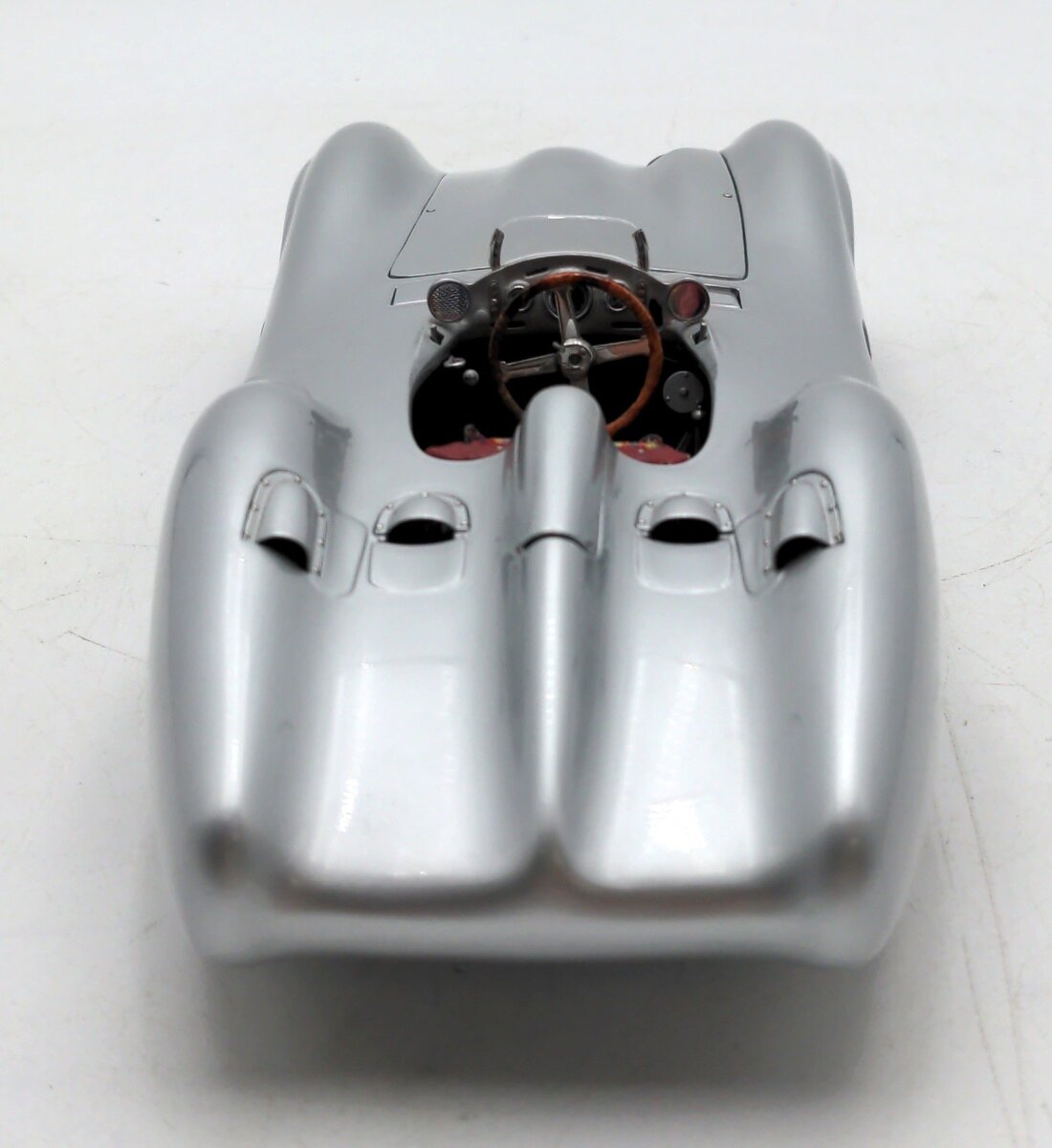 CMC M-044 1:18 Scale Mercedes-Benz W196R 54-55 Streamliner Body Diecast Model EX/Box