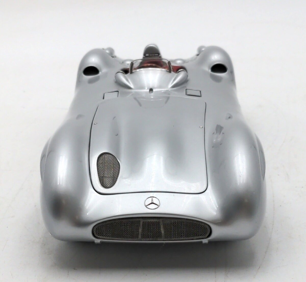 CMC M-044 1:18 Scale Mercedes-Benz W196R 54-55 Streamliner Body Diecast Model EX/Box