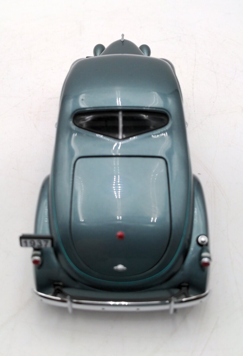 Danbury Mint 1937 1:24 Diecast Studebaker Dictator Coupe LN/Box