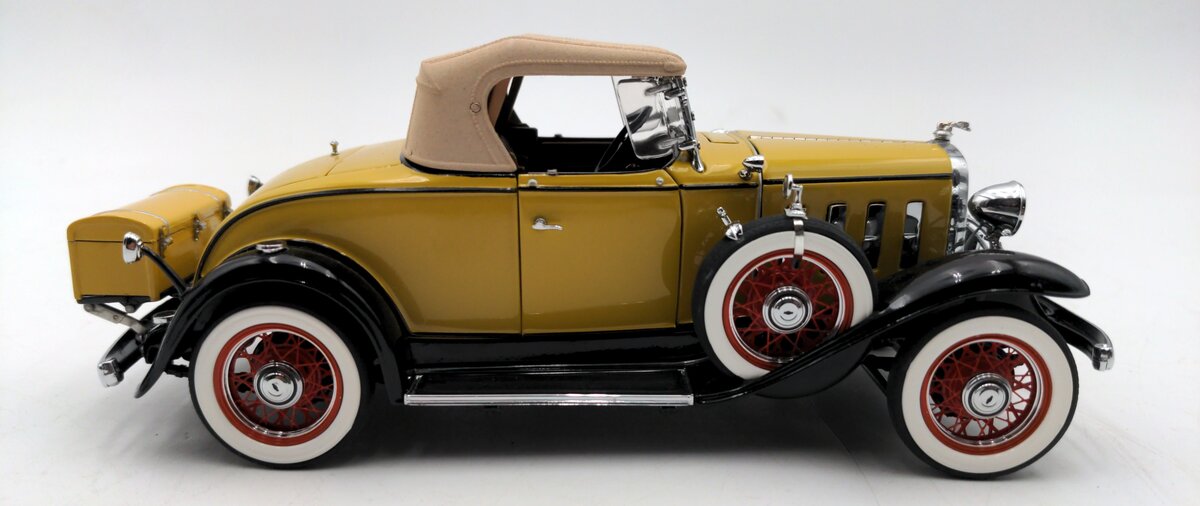 Franklin Mint 1932 1:24 Scale Diecast Chevy Confederate Roadster VG/Box
