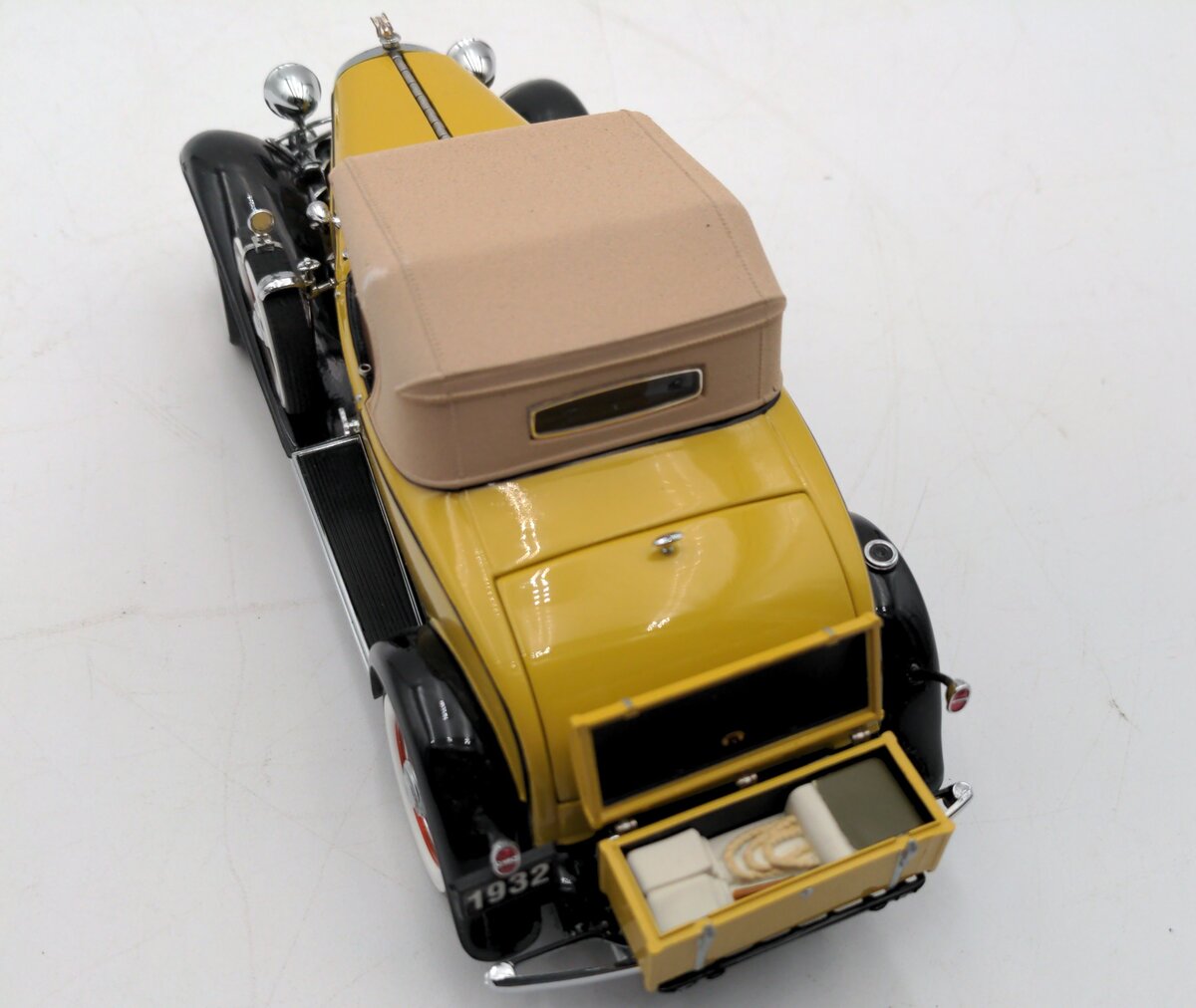 Franklin Mint 1932 1:24 Scale Diecast Chevy Confederate Roadster VG/Box