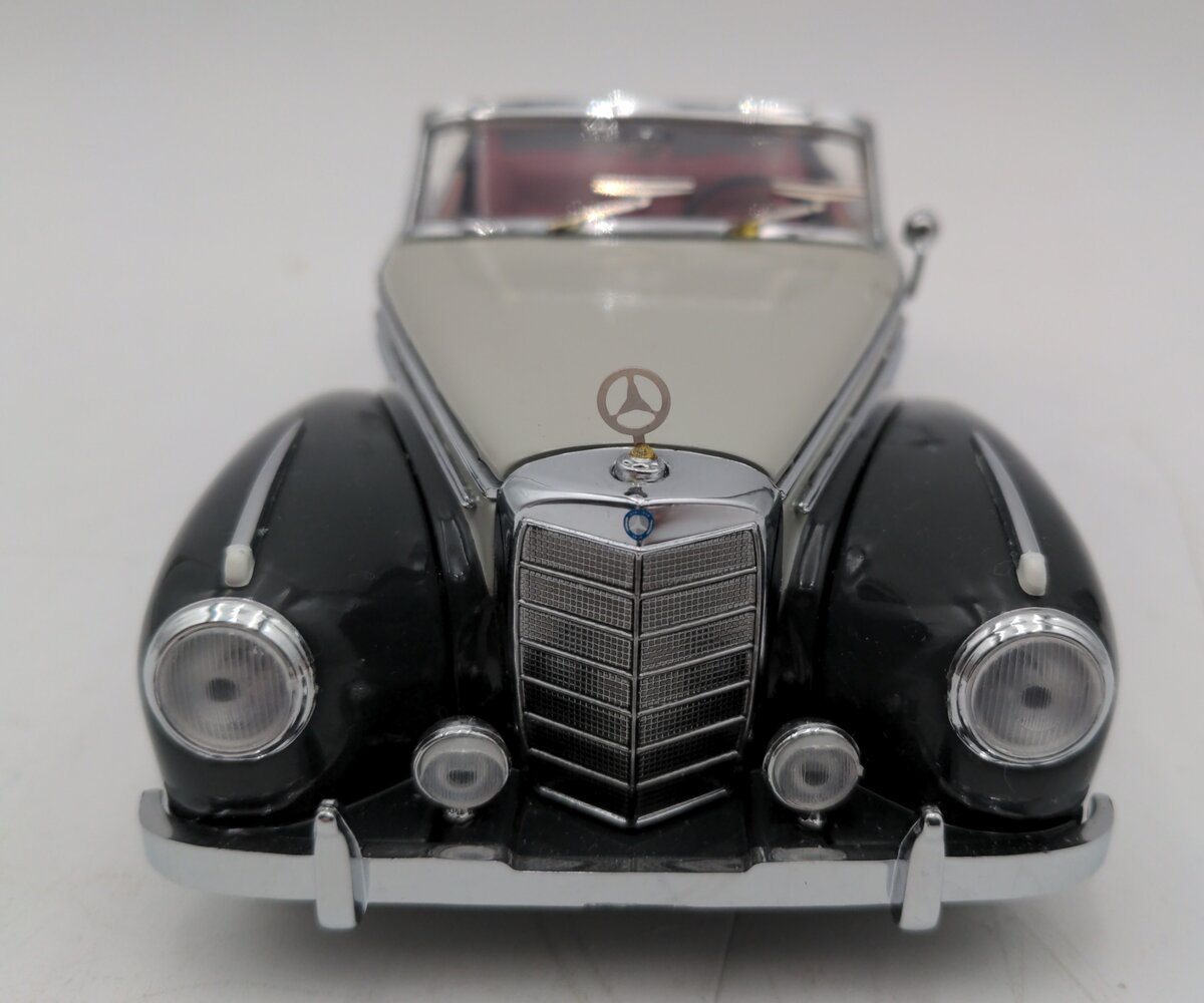 Franklin Mint 1957 1:24 Scale Diecast Mercedes Benz 300SC Convertible EX