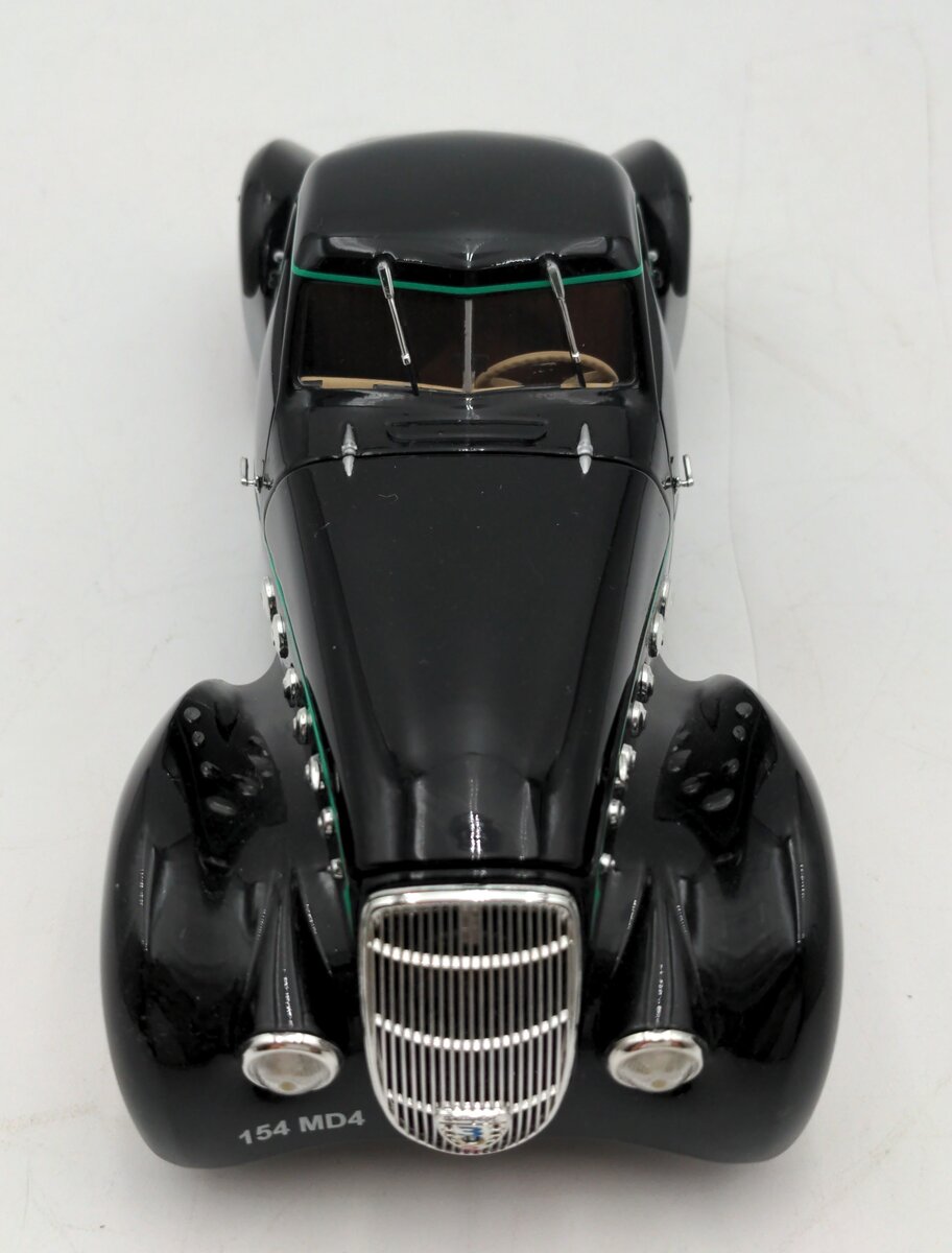 Norev 1:18 Scale Diecast Peugeot 302 Darl'Mat LN