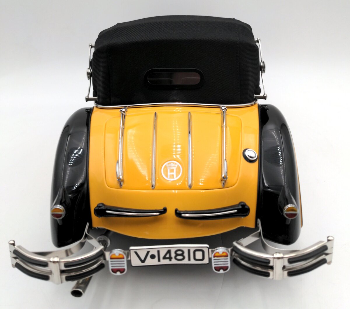 CMC 1:12 Scale 1937 Horch 853 Yellow/Black EX