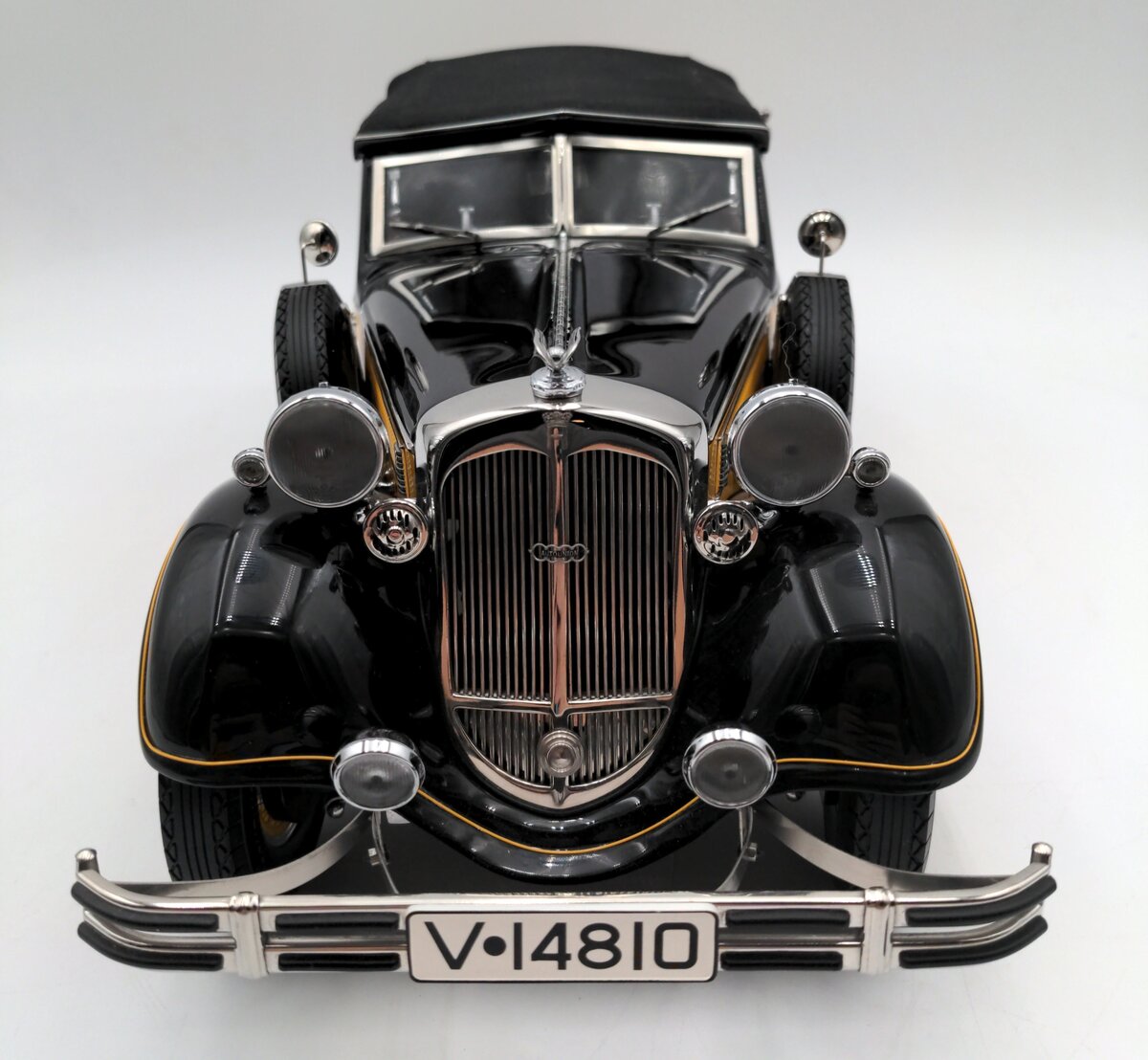 CMC 1:12 Scale 1937 Horch 853 Yellow/Black EX