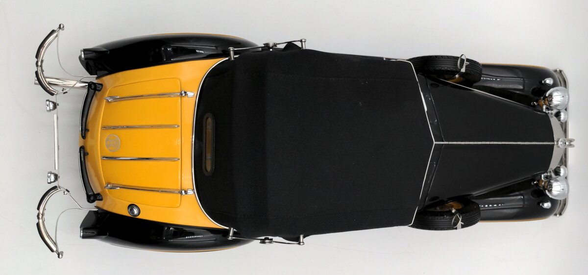 CMC 1:12 Scale 1937 Horch 853 Yellow/Black EX