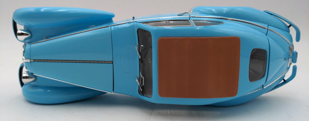 Minichamps Alfa Romeo 8C 2900 1938 B Lunge EX