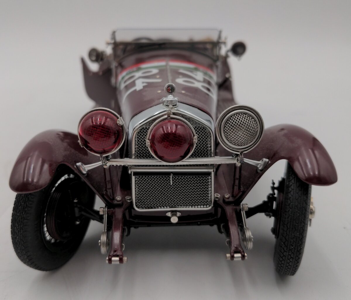 CMC 1:18 Scale Alfa Romeo 6C 1750 GS Nuvolari VG