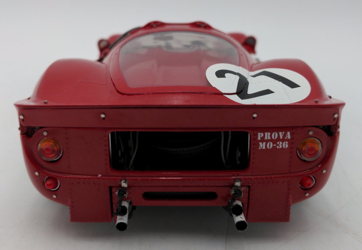 GMP 1:18 Scale Ferrari 330 P4 #21 VG