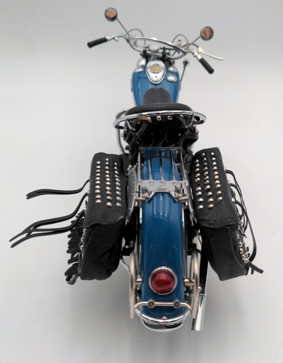 Danbury Mint 1:10 1948 Indian Chief Motorcycle VG