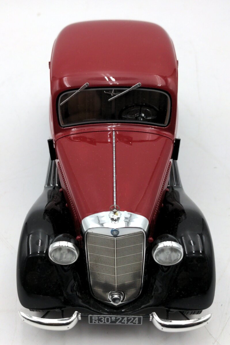 BOS Models 1:18 Scale Diecast 1939 Mercedes 170v LN