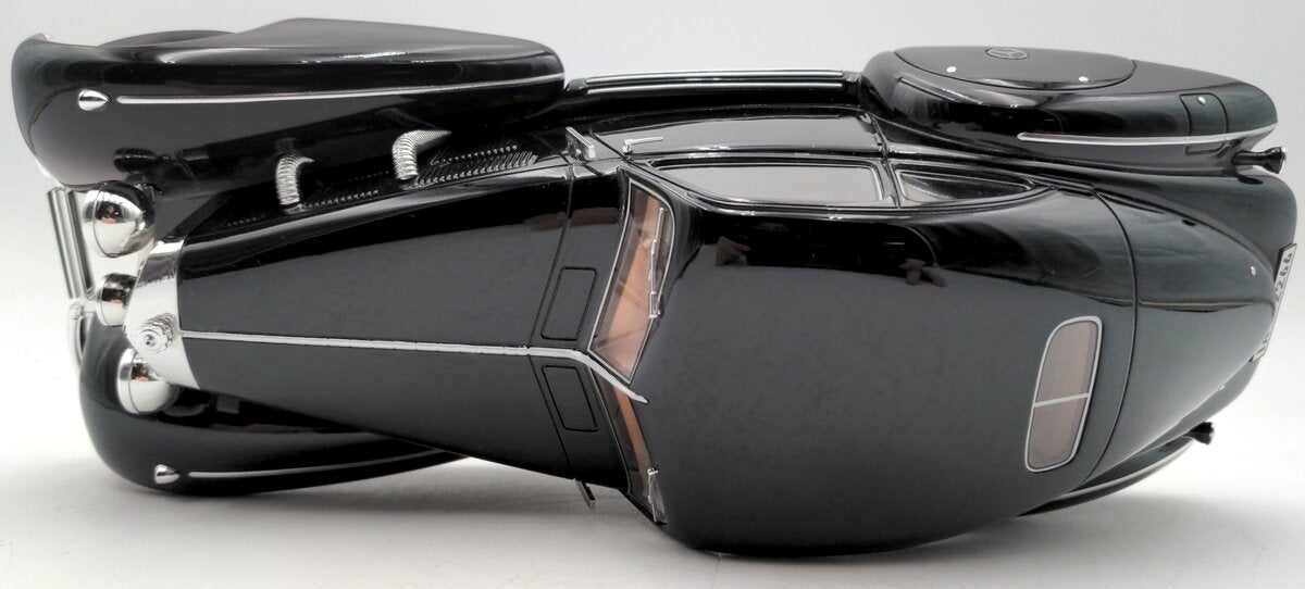 BOS Models 1:18 Scale Mercedes 540K Autobahn-Kurier VG