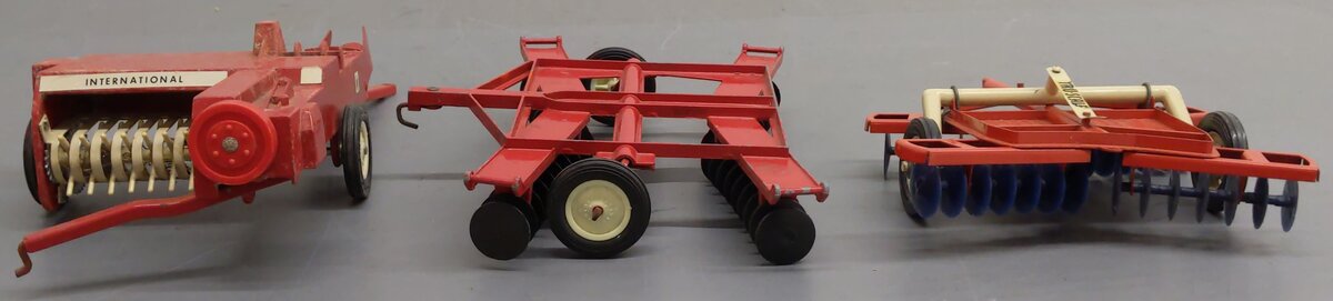Ertle and Tru Scale  1/16 Scale Assorted Diecast Farming Equipment [3]