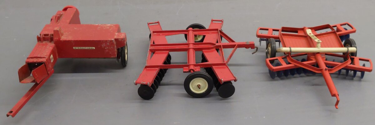 Ertle and Tru Scale  1/16 Scale Assorted Diecast Farming Equipment [3]