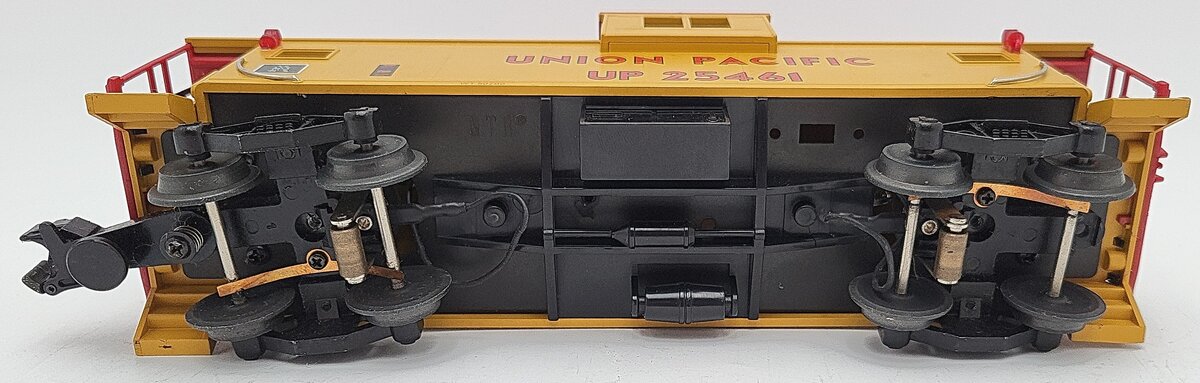 MTH 20-91013 O Gauge Union Pacific Extended Vision Caboose #25461 EX