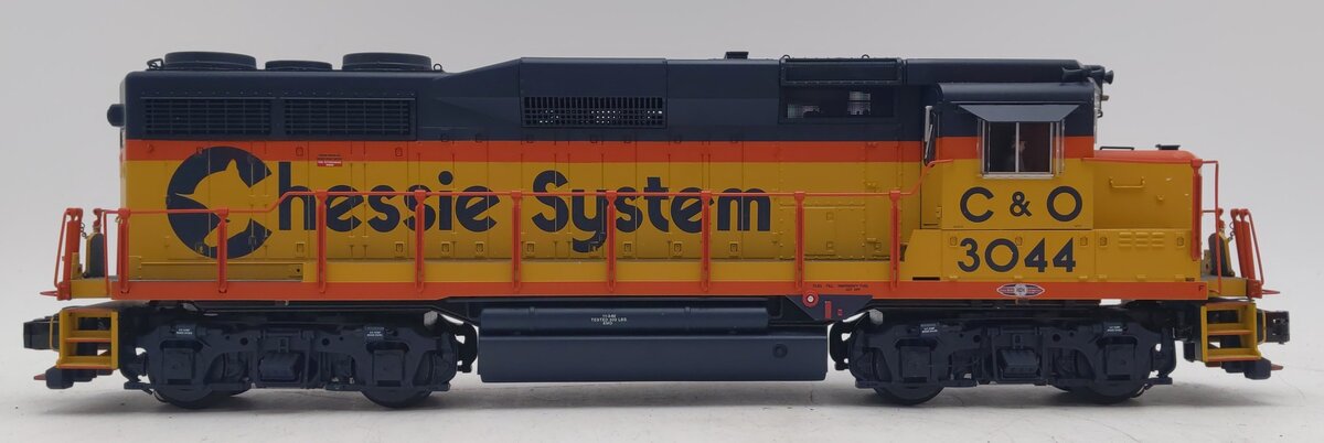 Lionel 6-28559 O Gauge Chessie GP30 Diesel Locomotive #3044 EX/Box