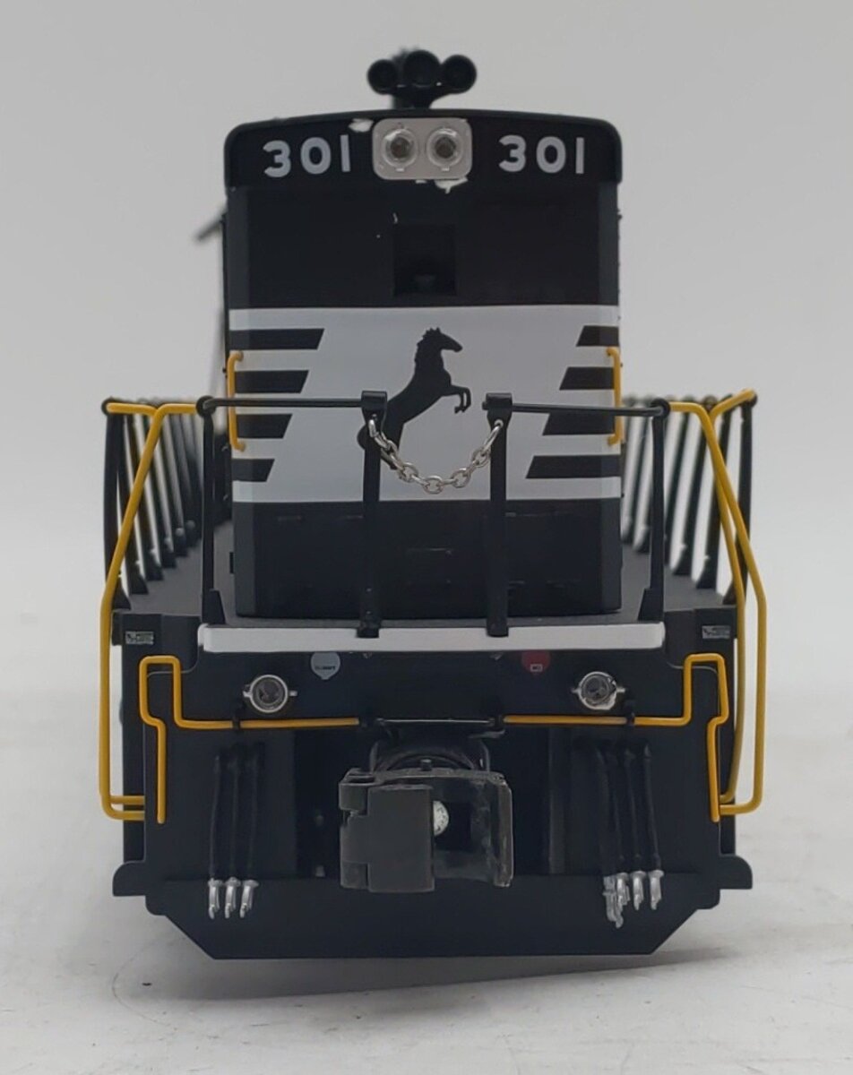 Lionel 2133120 O Gauge Norfolk Southern LEGACY Genset Diesel Switcher #301 LN/Box