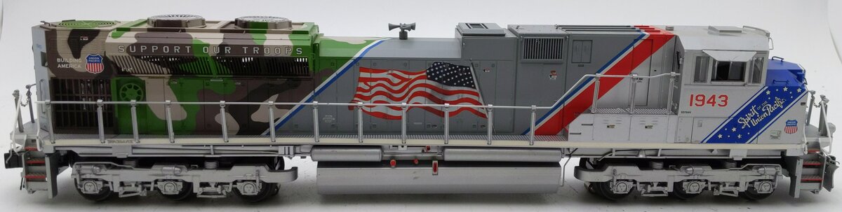 Lionel 6-85315 O Gauge Union Pacific SD70ACe Diesel with Bluetooth/LCS #1943 EX