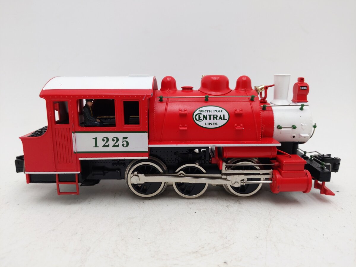 Lionel 6-82545 Santa's Helper Christmas LionChief O Gauge Steam Locomotive EX