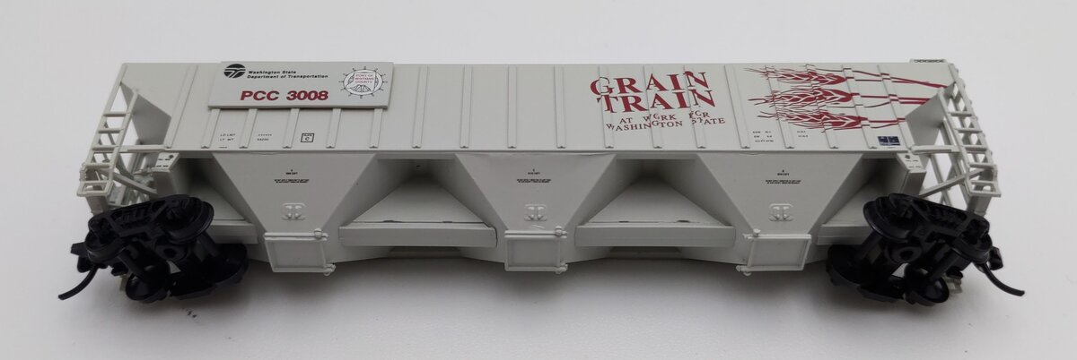 InterMountain 65392-03 N Scale PCC "Grain Train" 3-Bay Hopper #3008 LN/Box
