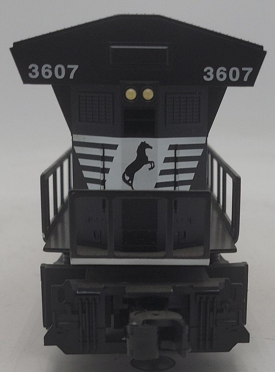 Lionel 1923050 O Gauge Norfolk Southern Diesel Locomotive #3607 EX