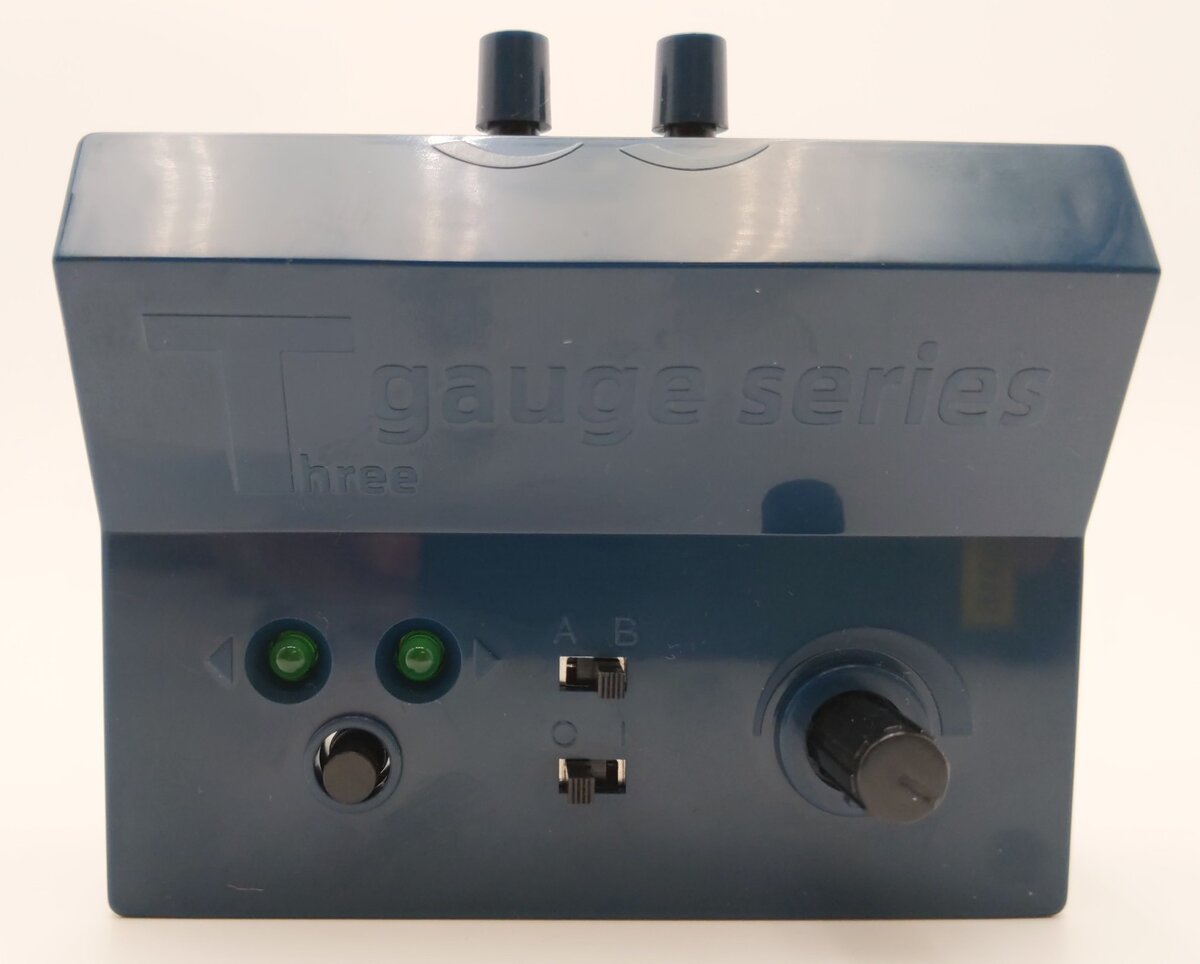 T Gauge - Controller, Switchback Sensor, Oil Pen, Wheel Cleaner, & Re-Railer LN