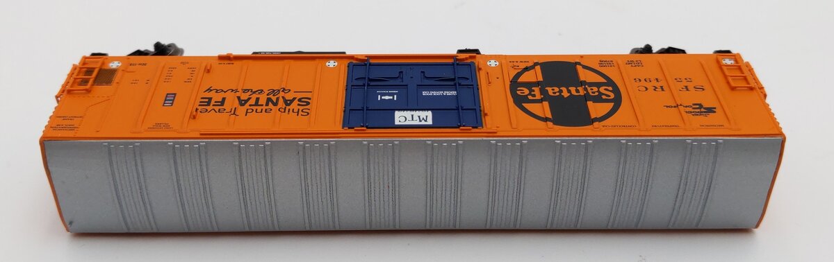 InterMountain 68824-02 N Scale Santa Fe Refrigerator Car #55496 LN/Box