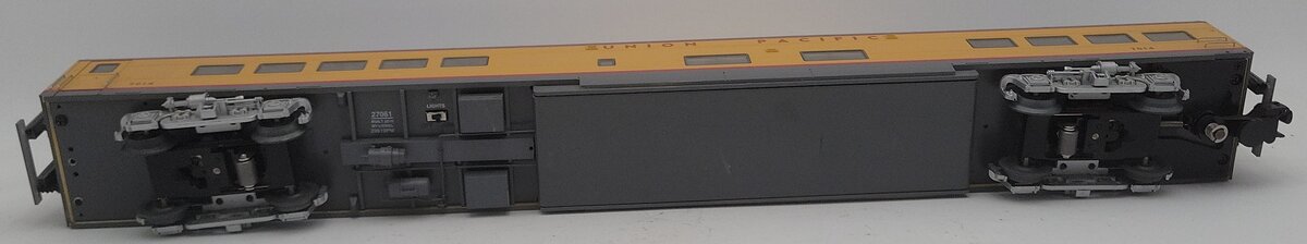 Lionel O Gauge Union Pacific Passenger Car #7014 VG