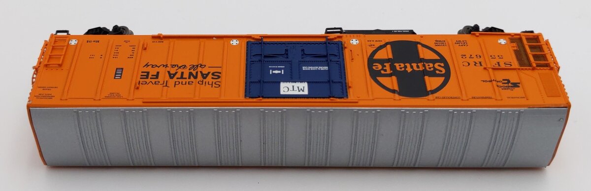 InterMountain 68824-06 N Scale Santa Fe Refrigerator Car #55672 LN/Box