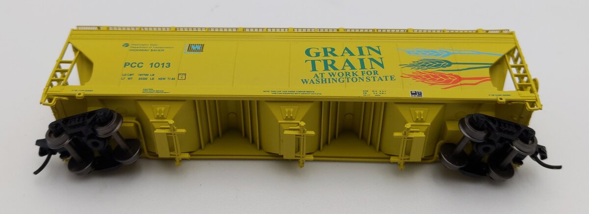 InterMountain 67092-18 N Scale PCC Grain Train 3 Bay Hopper #1013 LN/Box
