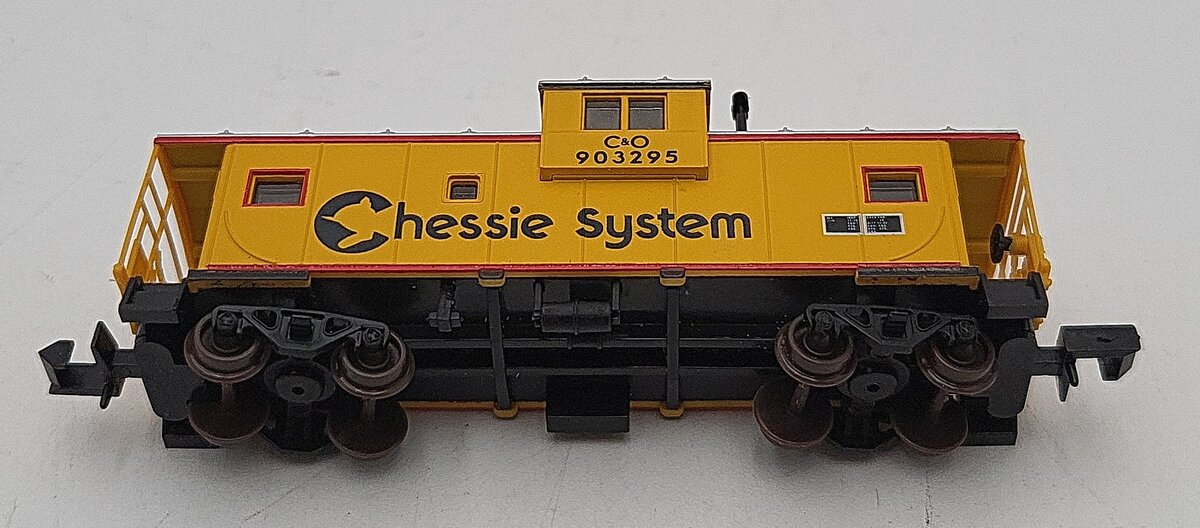 Atlas 30231 N Scale Chessie System Caboose EX/Box