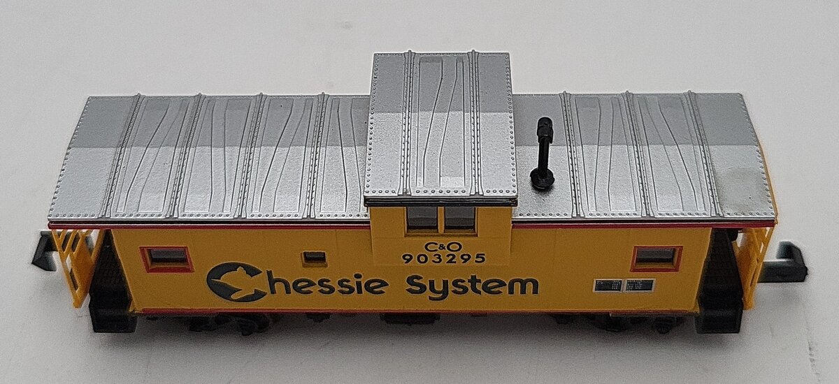 Atlas 30231 N Scale Chessie System Caboose EX/Box