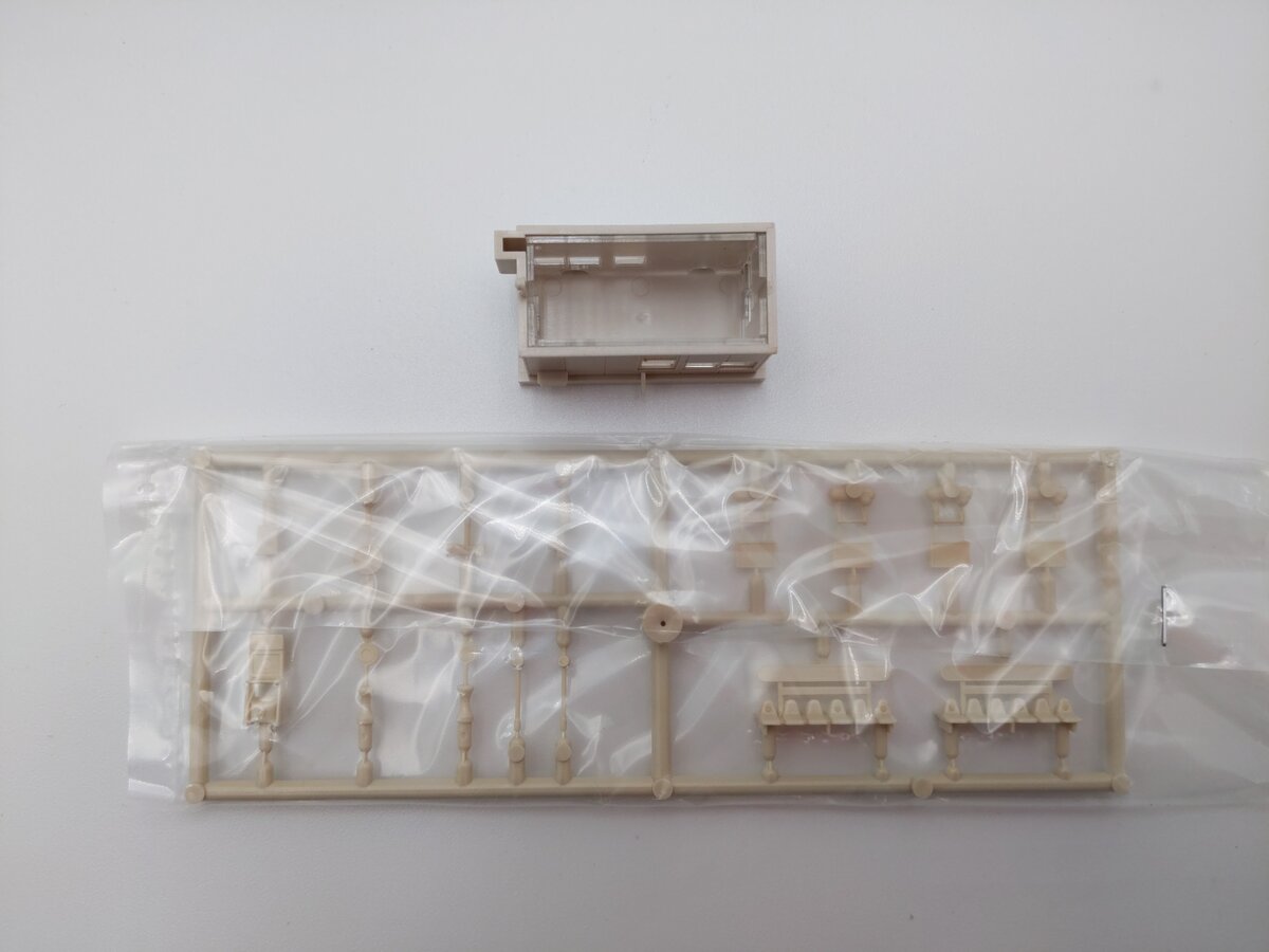 Kato 23-101 N Scale Island Platform Set Version B EX/Box