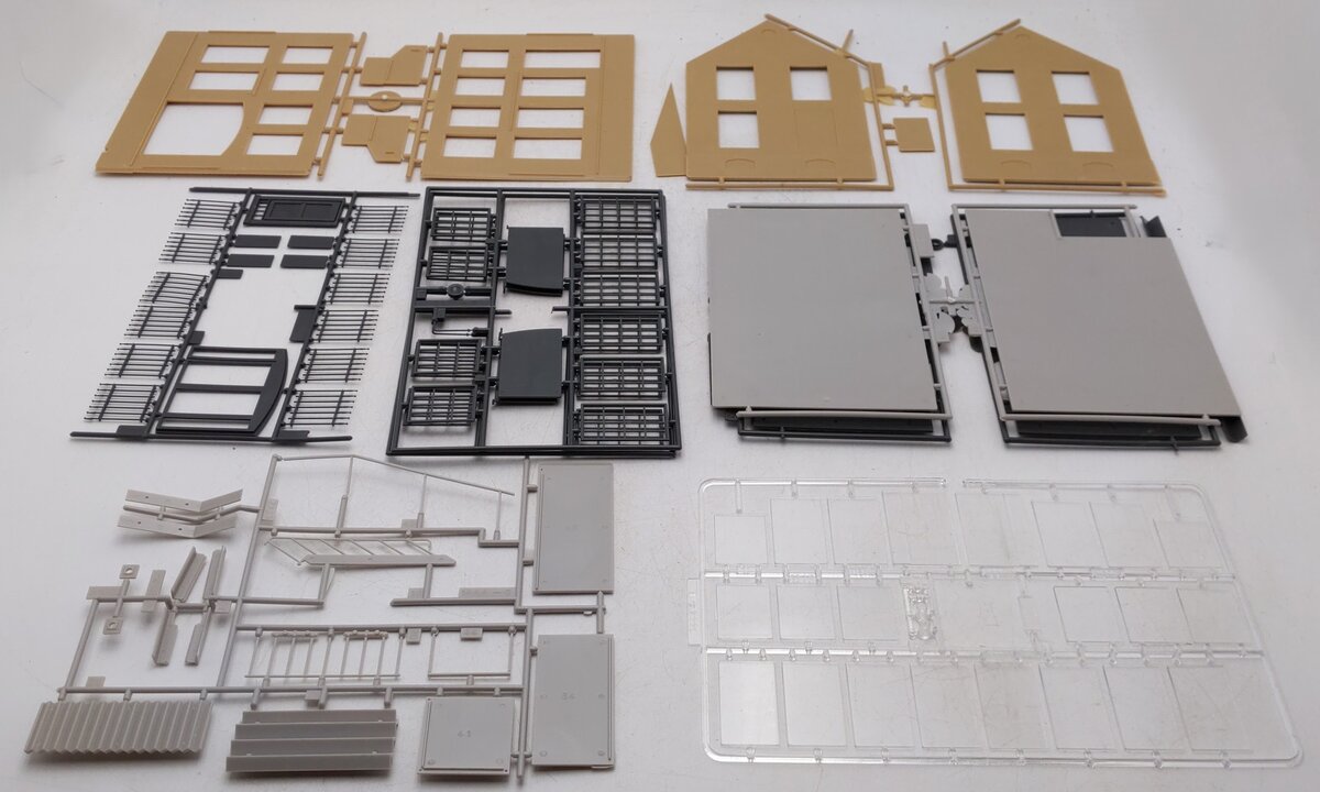 Lionel 6-22915 O Municipal Building Kit EX/Box