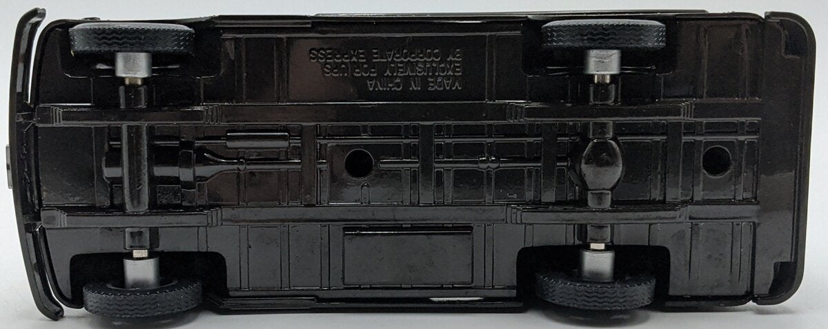 Corporate Express 51486 1:28 Diecast  UPS Truck 1957 Package Car Delivery NIB