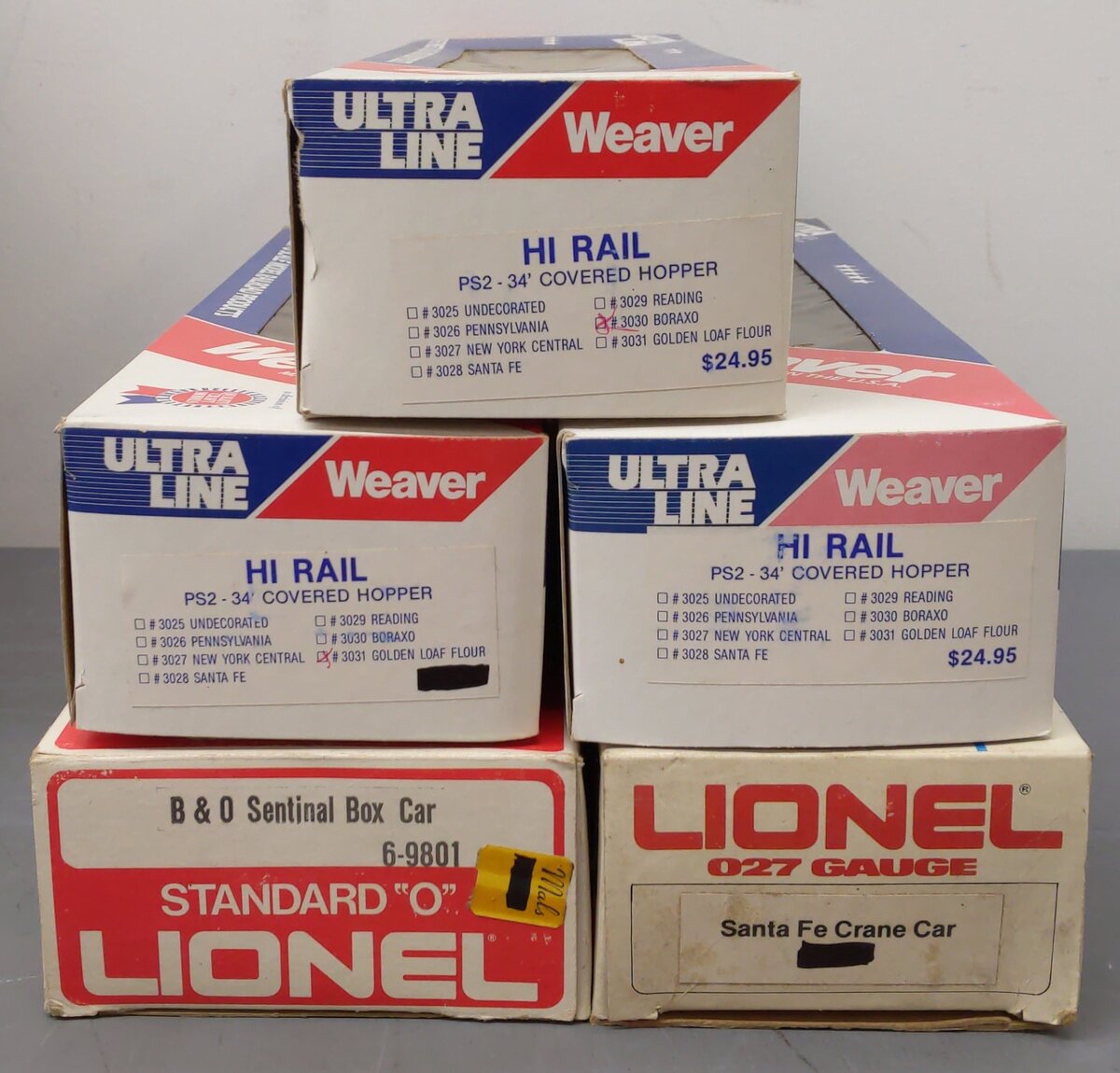 Lionel & Weaver O Assorted Freight Cars: 6-9801, 6-6560, 3030, 3031, & 3028 [5] VG/Box
