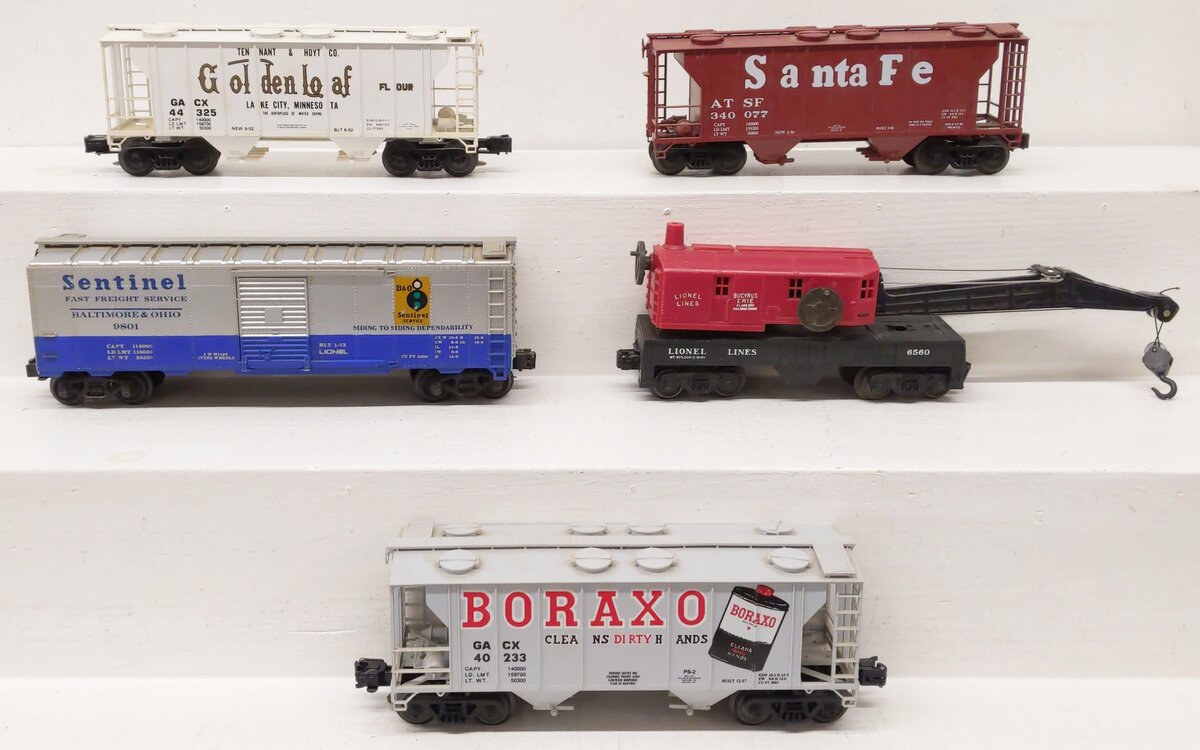 Lionel & Weaver O Assorted Freight Cars: 6-9801, 6-6560, 3030, 3031, & 3028 [5] VG/Box
