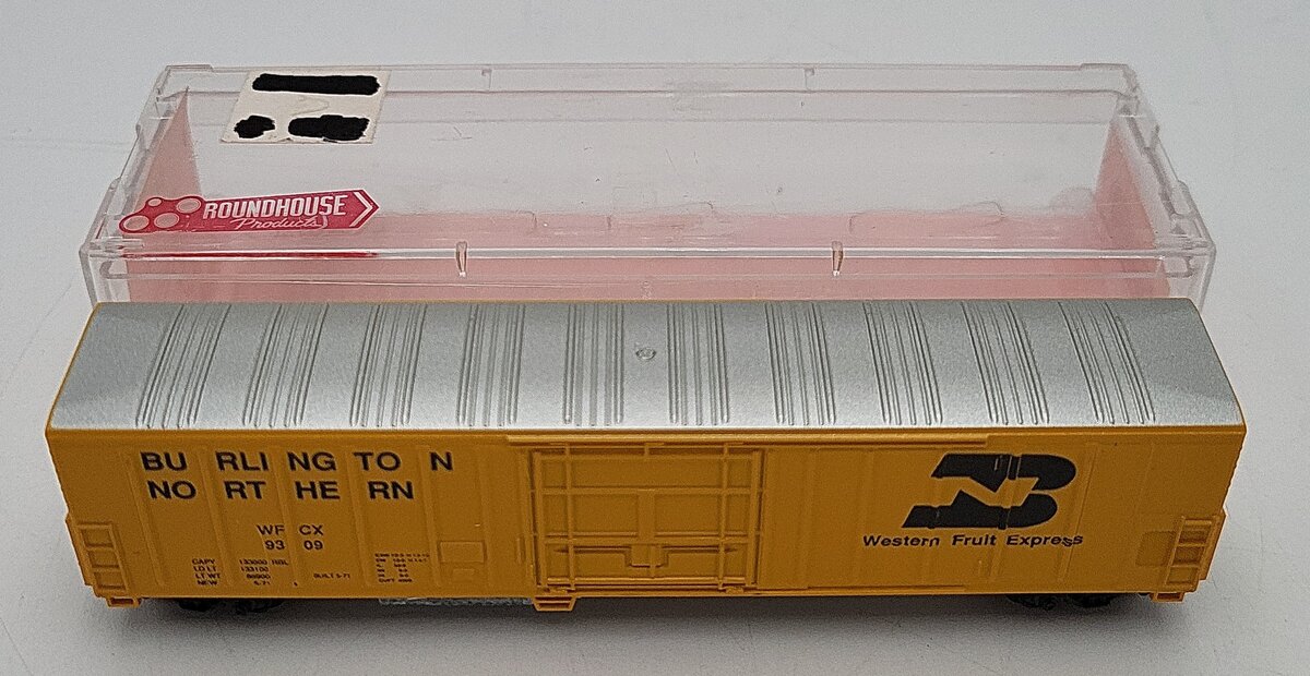 Roundhouse 8433 N Scale Burlington Northern WFCX Box Car #9309 LN/Box