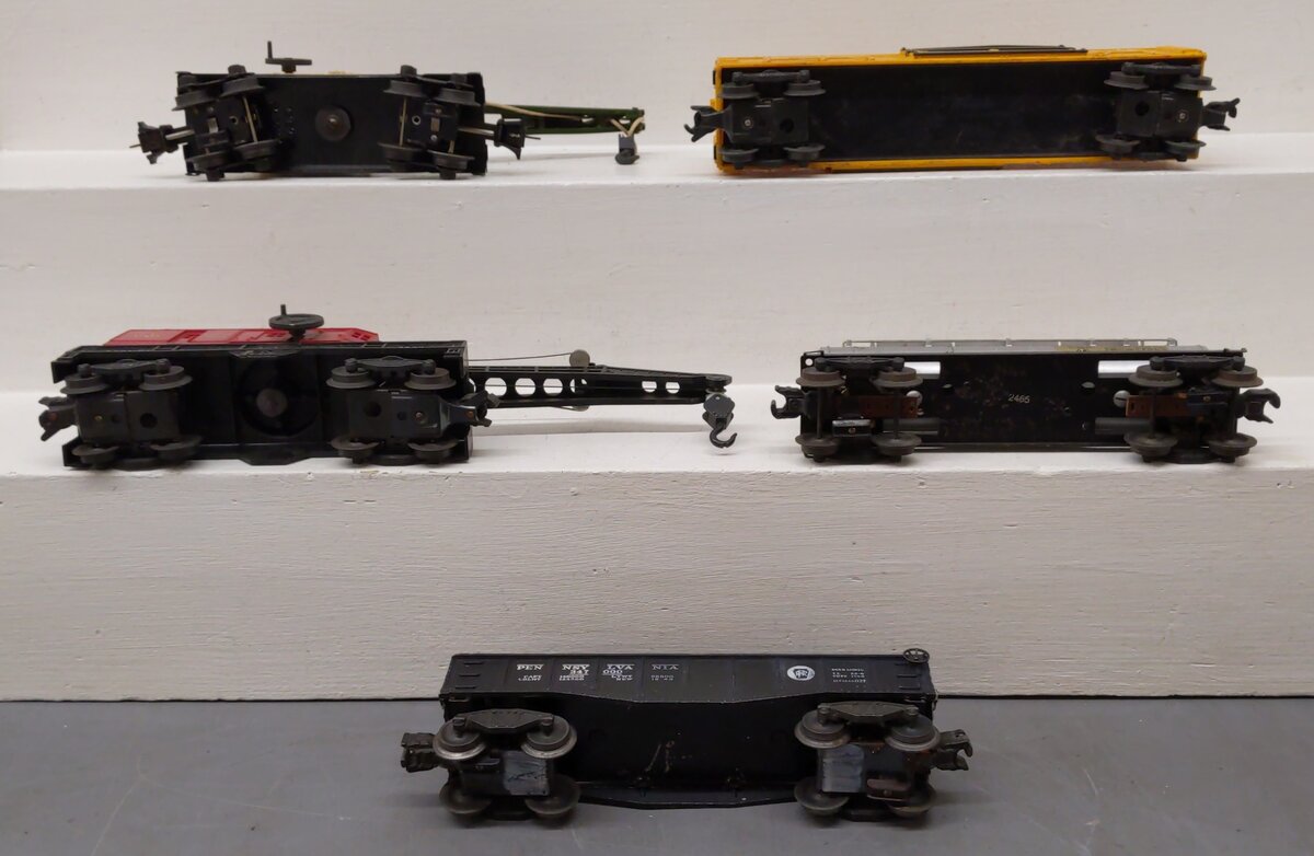 Lionel Vintage O Gauge Freight Cars: 6560, 347000, 2465, 63561, 2660 [5] EX