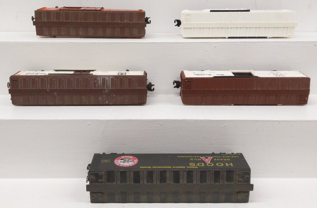 Lionel & Other O Scale Assorted Boxcars: #9869, #16277, #75011, #9406, #8051 [5] VG
