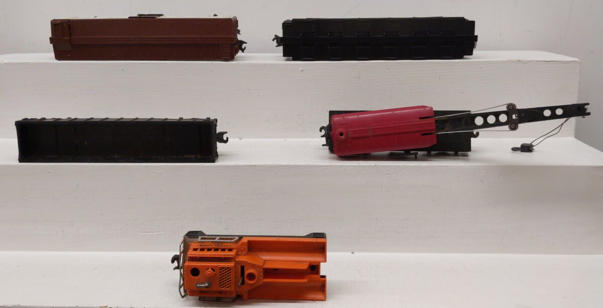 Lionel Vintage O Gauge Freight Cars: 3927, 36621, 6560, 546446, 6462 [5] EX