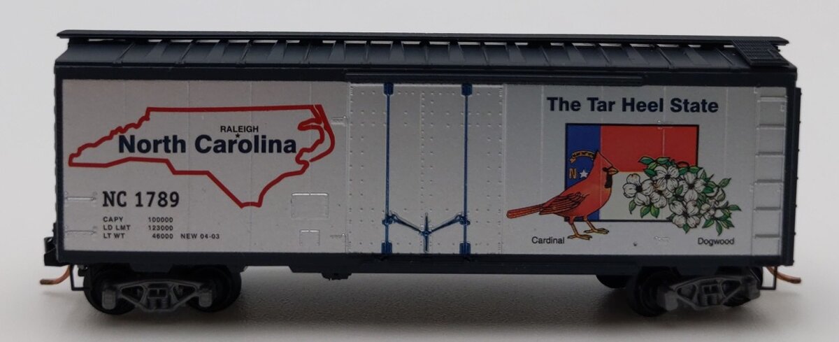 Micro-Trains 02100350 N Scale North Carolina 40' Standard Plug Door Boxcar#1789 LN