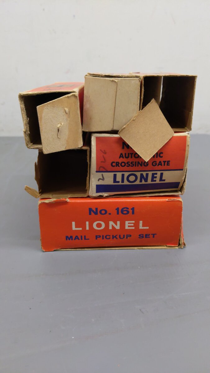 Lionel Vintage O Scale Accessories 395, 394, 252, 71, 71, 71, 71, 161, 356 [9] VG/Box