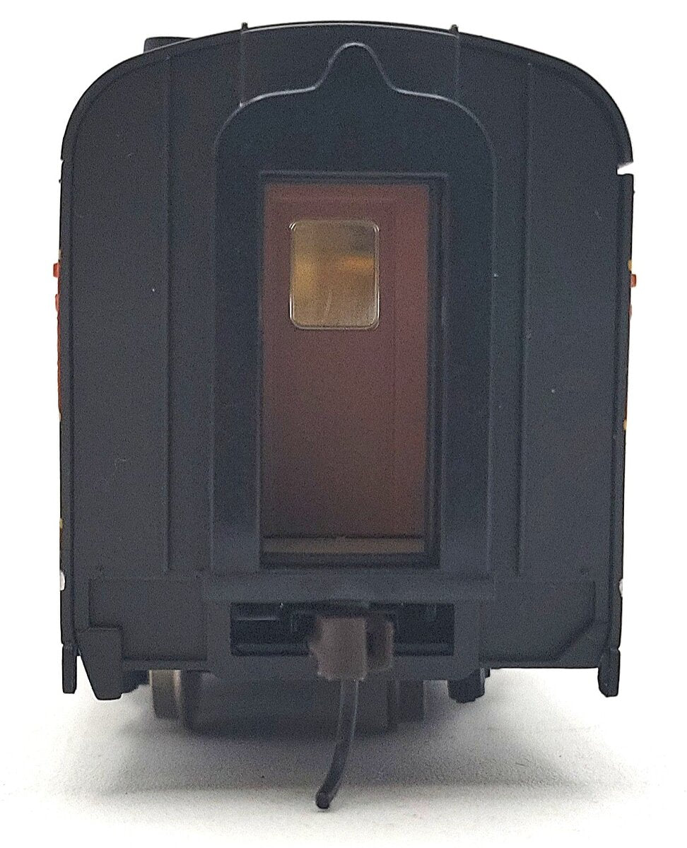 Walthers 932-9093 HO Empire Builder Budd 48-Seat Vista Dome Coach w/ Lighting LN/Box