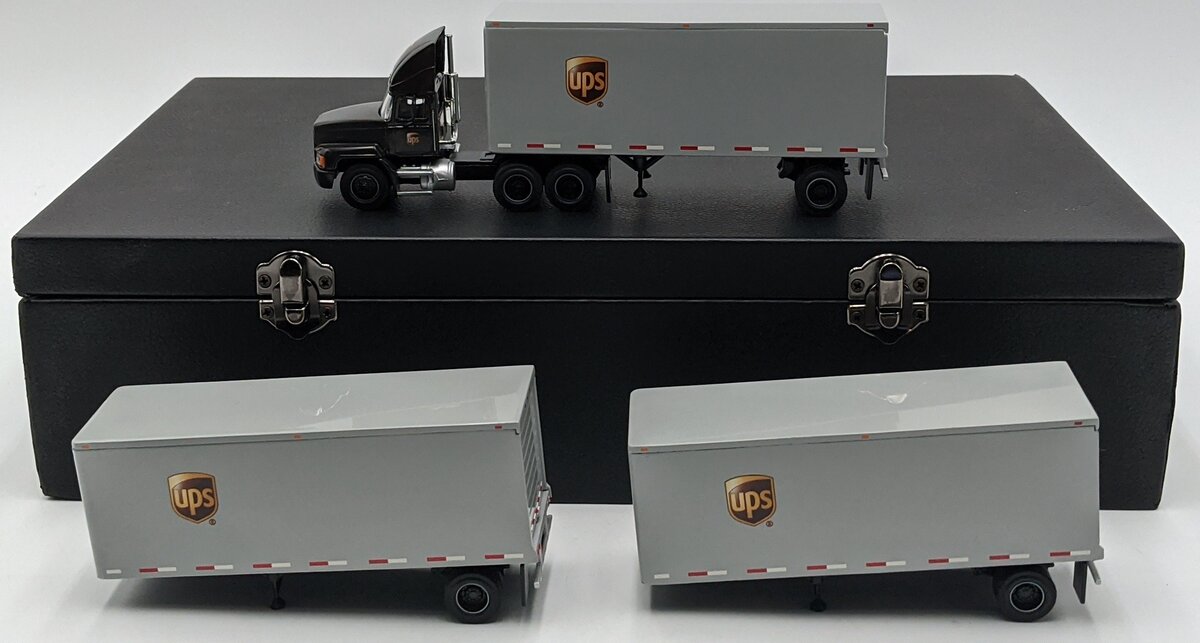 PEM 1:64 Diecast UPS Mack CH600 Semi Tractor W/Trailer Set NIB