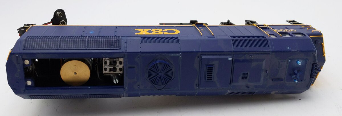 Lionel 6-82461 Lionel 82461 O BTO F40PH Diesel CSX #9999 w/LEGACY EX